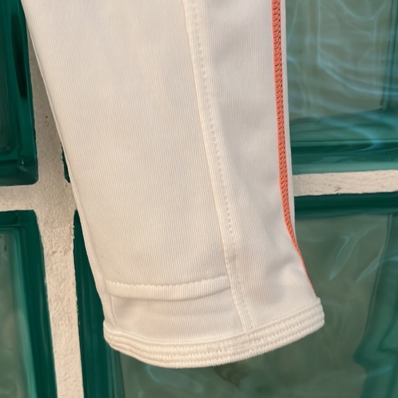 Athleta Performance Top - Picture 4 of 9